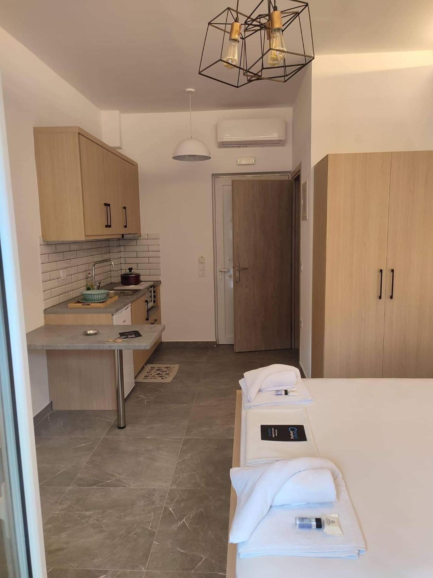 Camping Corali & Apartments Ríza Habitación foto